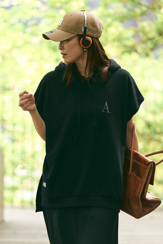 NEW ERA×ANIECA フーディ