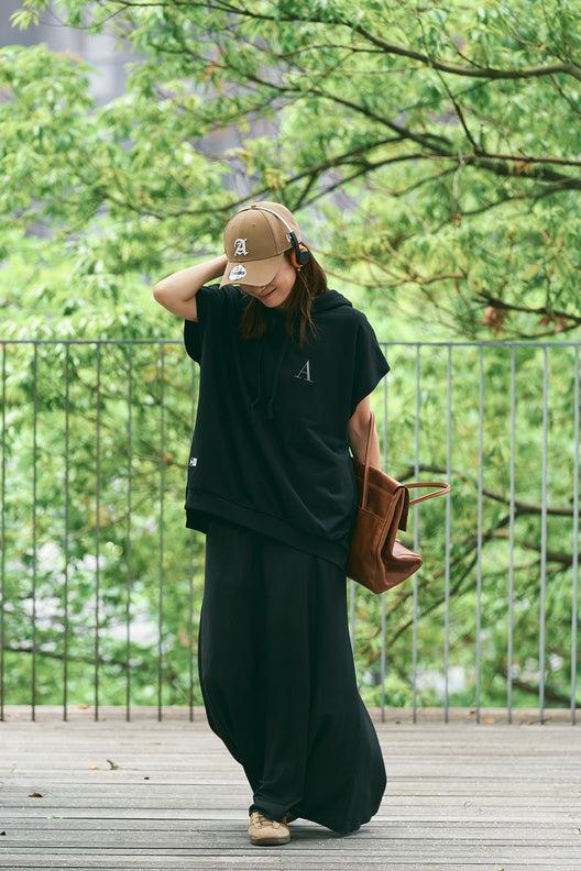 NEW ERA×ANIECA フーディ