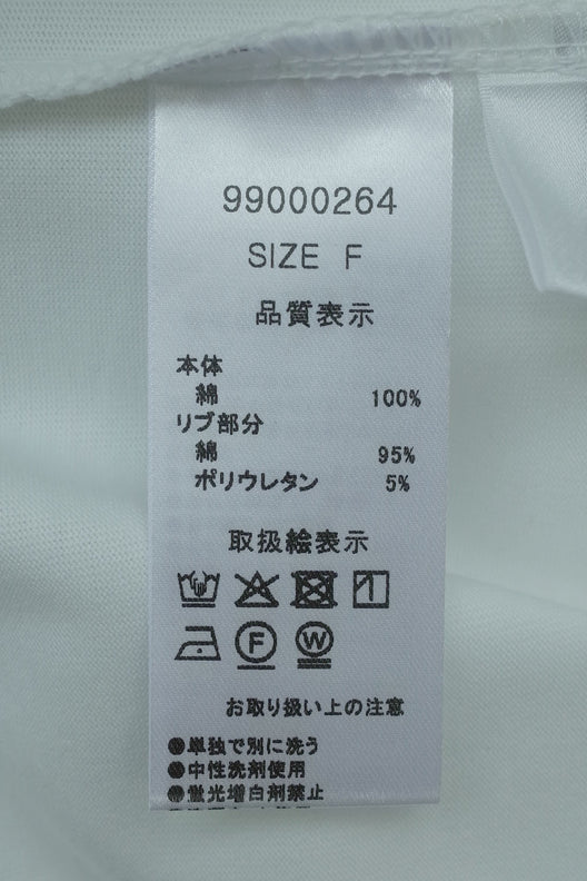 ショルダースリットカットソー