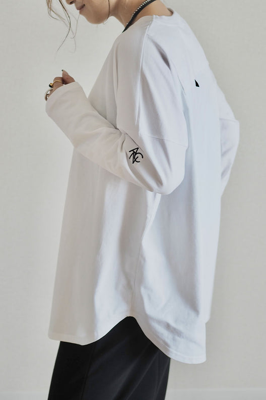 Embroidery Long T-Shirt
